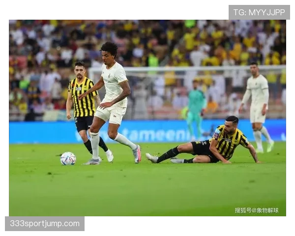 吉达联合主场迎战利雅得新月，争冠关键战一触即发